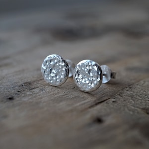 Hammered Round Sterling Silver Stud * Feminine jewelry * Silver earrings