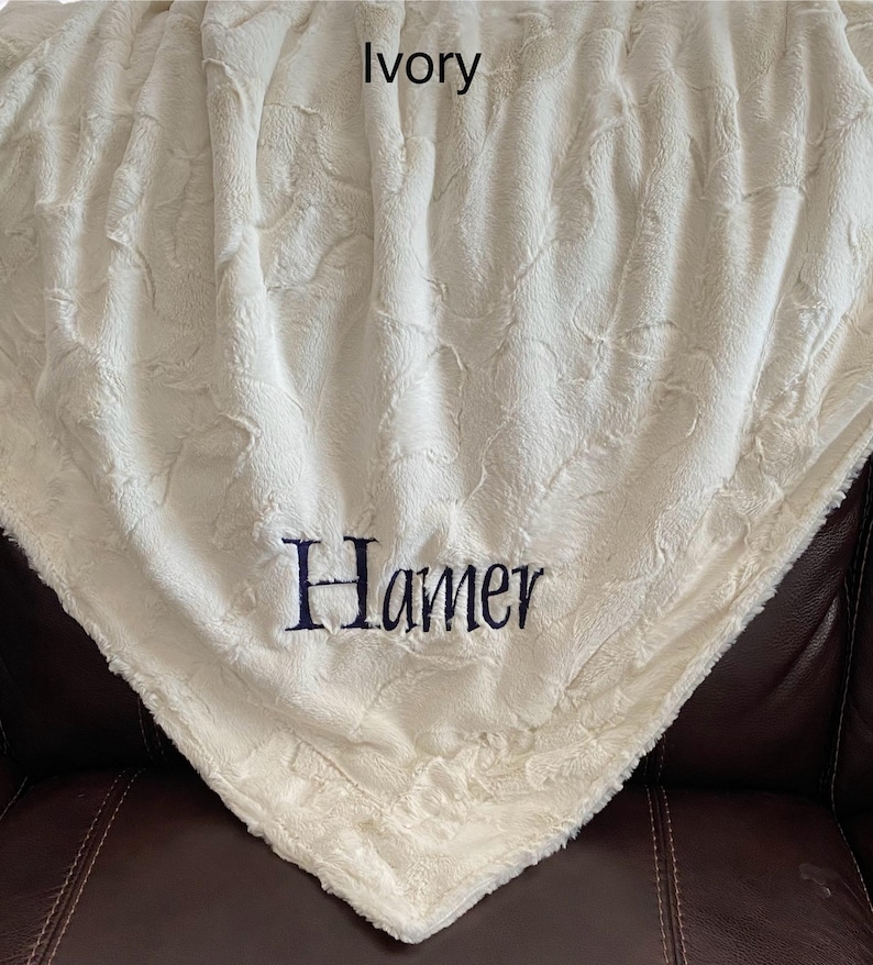 SweetMinkyBoutique Throw Blanket - Thumbnail 2