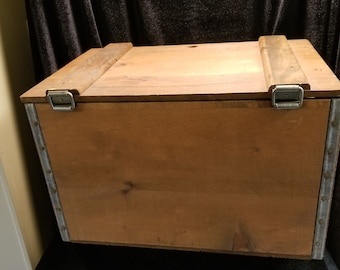 Vintage 1950s Double Dot Wooden Pepsi Cola Crate With Hinged Lid