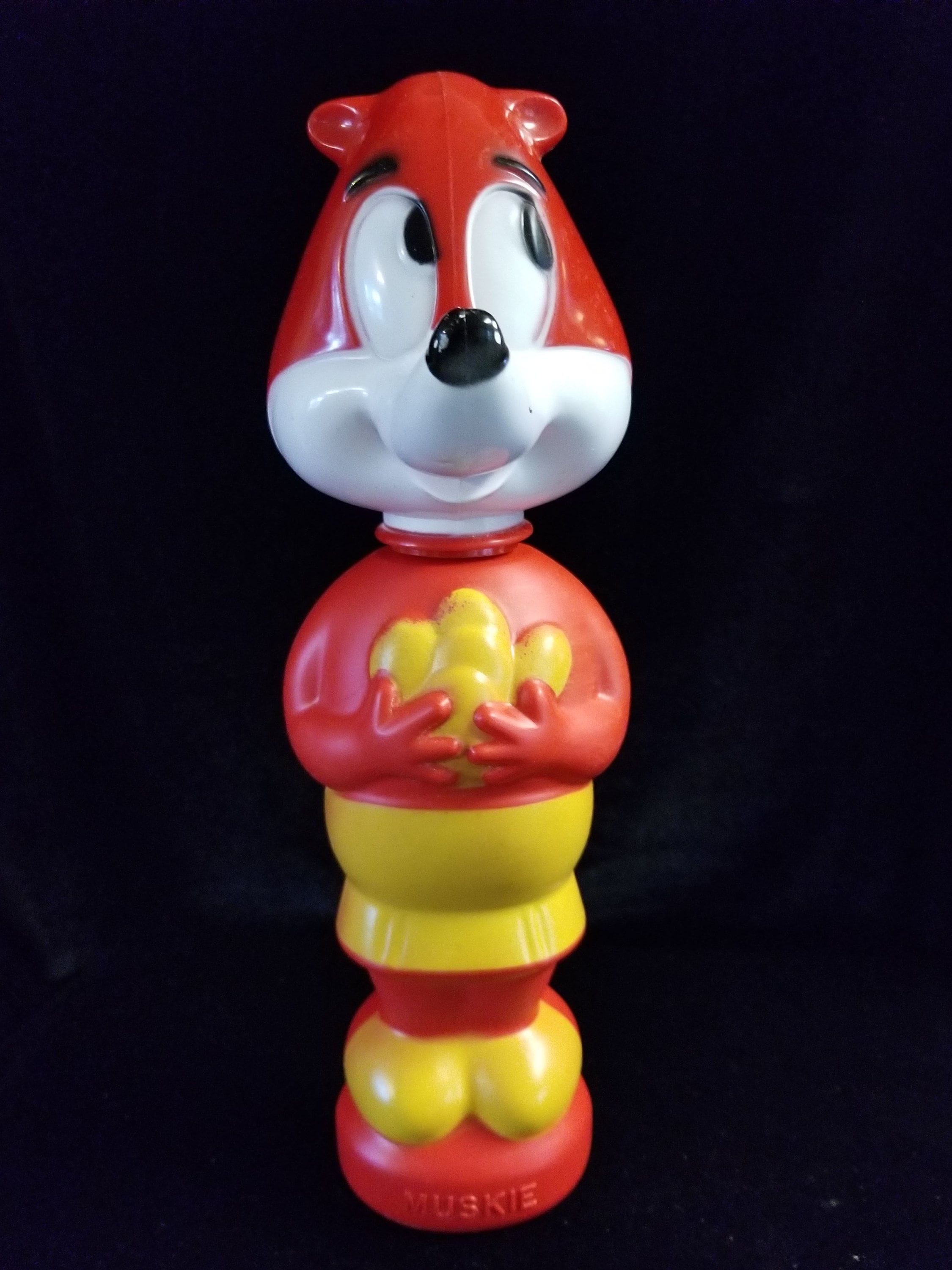Vintage 60s Soaky Bubble Bath Dispenser 'muskie'. Bathtime Toy