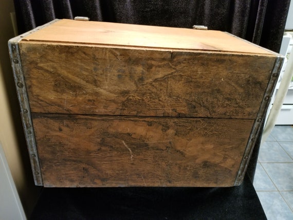 Vintage 1950s Double Dot Wooden Pepsi Cola Crate With Hinged