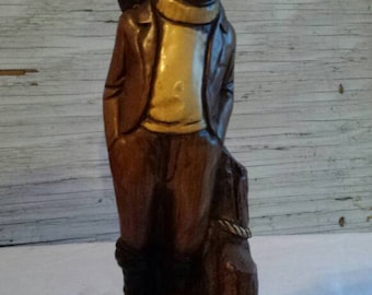 Vintage Orzeck-Figurine. Manufactured Ware, MA. New England Salty Sea Captain and his pet Parrot. Very-Nice-Cond. 12" tall and 4" wide.