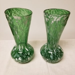 2 Beautiful Blown Glass Vases. Both about 8 1/4&quot; tall. Both in ex. cond. Both with a pontil break. No Damage. Both 1 Money. Free Ship USA