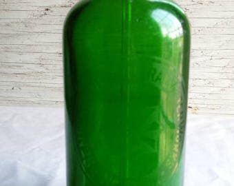 Vintage 1930s Senserlight Mineral Waterworks New York. Green Seltzer-Bottle. Nicely Embossed. Very-Nice-Cond. Mfg Mark on Bottom. Very clean