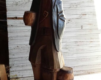 Vintage Orzeck-Figurine. Manufactured Ware, MA. Pirate with eye patch and a peg leg. Very-Nice-Cond. 11 1/2" tall and 4" wide. Great Gift.