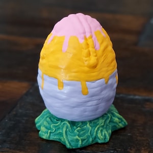 Ovomorph Easter Egg &quot;Drips&quot; Resin Toy for Alien Easter