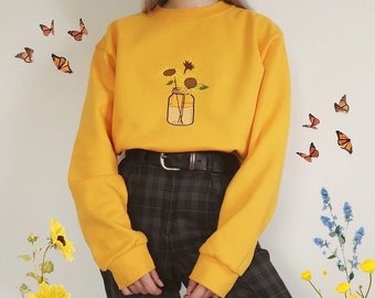 Sunflower Sweatshirt - Aesthetic Clothing, Sunflower Shirt, Embroidered Shirt, Aesthetic Sweatshirt, Yellow Sweatshirt,Grunge,Boho,Festival