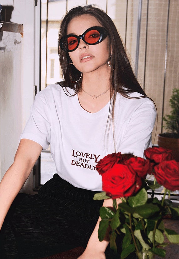 Lovely But Deadly T-shirt Aesthetic Clothing Aesthetic | Etsy Italia