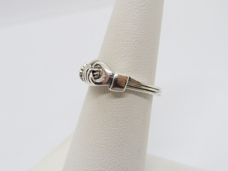 Vintage Sterling Siver Open Hand /& Heart Ring Size 9