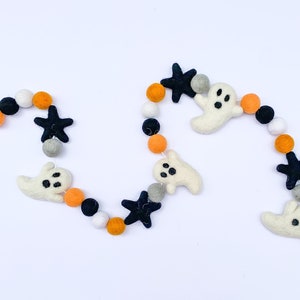 Orange and Black Ghost garland , Halloween ghost felt ball garland, Halloween felt ball garland, Black star garland, Halloween decoration