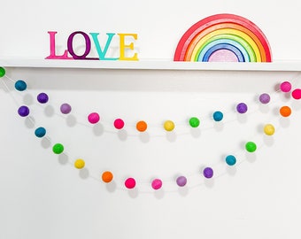 Bright Rainbow Felt Ball Garland , Rainbow Garland , Playroom decor, Classroom decor, kids room decor, Felt rainbow garland