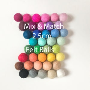 Wholesale SUNNYCLUE 50Pcs 10 Colors Wool Felt Balls Felt Pom Poms