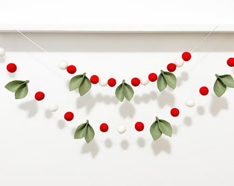 Red Berry garland ,Christmas felt ball garland , Christmas mantle decor, Holiday decor christmas , Farmhouse Christmas , Holly Berry garland