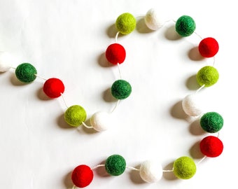 Red and green Felt ball garland ,  Christmas felt ball garland, Christmas Decor , christmas garland  ,Mantel Decor,