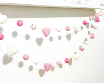 Pink and White Heart Garland , Felt Heart Garland , Valentines Day Felt Ball Garland , Valentines day decor , Valentines decoration