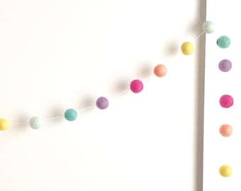 Rainbow Felt Ball Garland , Pastel rainbow garland , Neutral garland, felt ball garland, nursery decor , cake smash , Easter garland