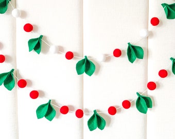 Red Berry garland ,Christmas felt ball garland , Christmas mantle decor, Holiday decor christmas , Farmhouse Christmas decor, Home decor