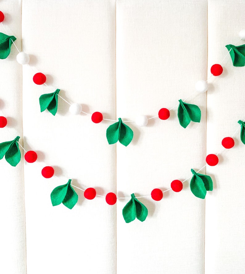 Red Berry Garland christmas Felt Ball Garland Christmas Etsy