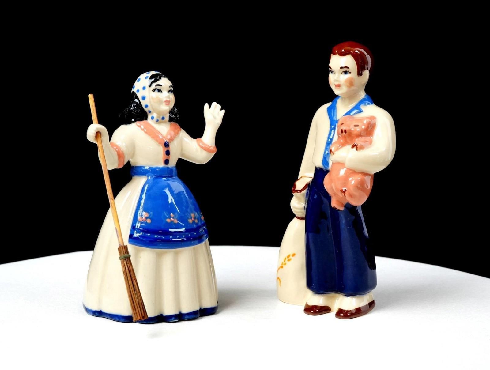 Ceramic Arts Studio Betty Harrington - Etsy