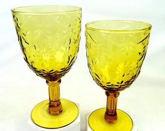 Global Amici Glass Baroque Pattern Amber Embossed 2 pezzi da 7" calici da acqua 2010