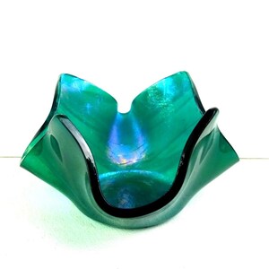 Cornwall Studio Fused Art Glass Emerald Iridescent 1 3/4" Handkerchief Votive