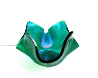 Cornwall Studio Fused Art Glass Emerald Irisescent 1 3/4" zakdoek votief