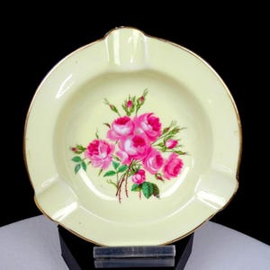 Shelley England Porcelain Rose Yellow Vintage 5 1/4&quot; Ashtray 1945-1966