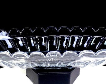 Bandeja para salsas y apio ovalada de 30 cm de vidrio transparente con forma de flauta estrecha de Heisey, 1909-1939