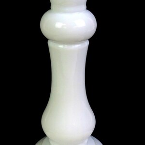 E O Brody Co M-118 Signed Milk Glass Mid Century Vintage 7 7/8" Flower Vase 1960