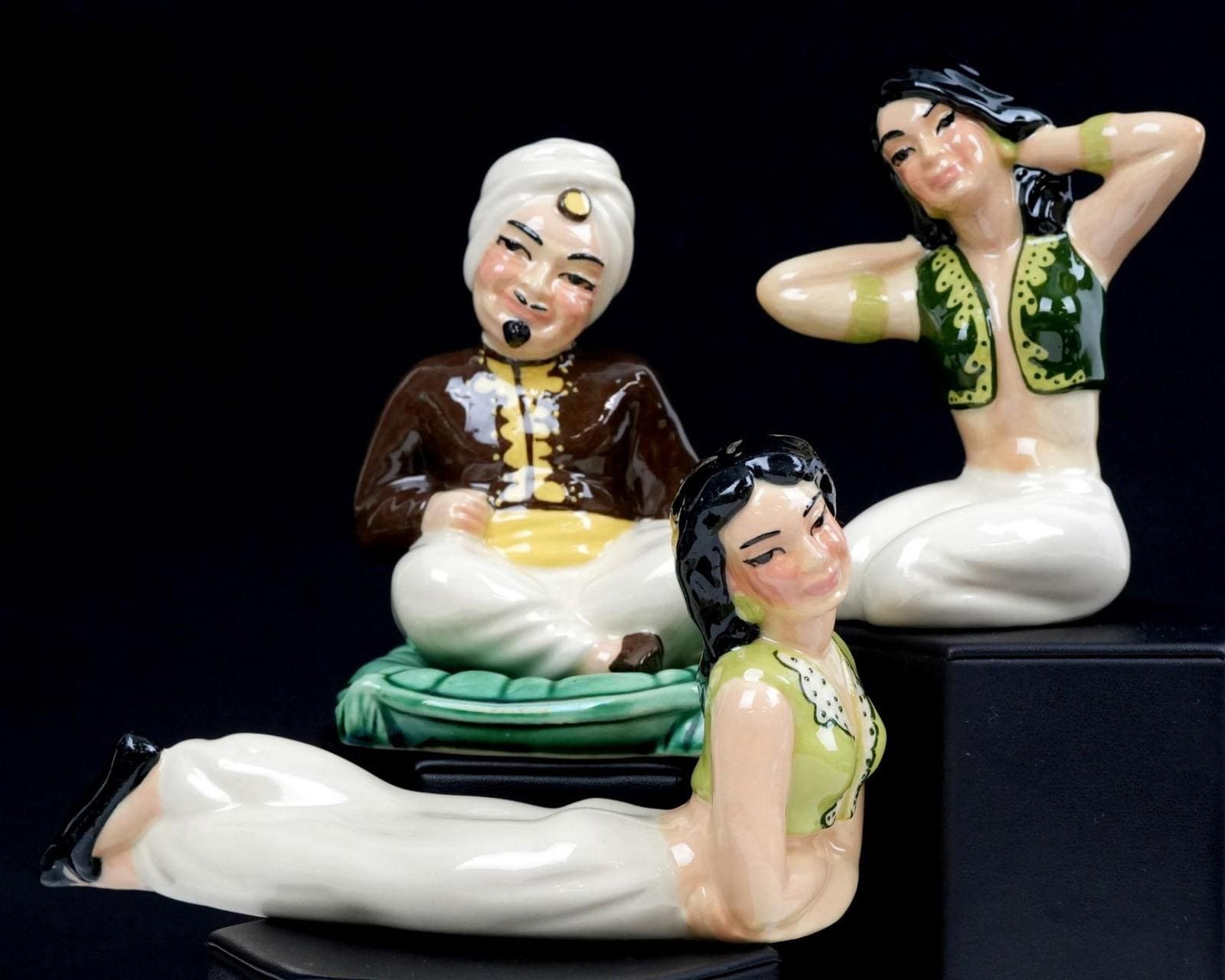 Ceramic Arts Studio Betty Harrington - Etsy