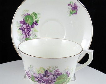 Colclough England Purple Violets & Green Leaves 2 1/2" Cup And Saucer Set