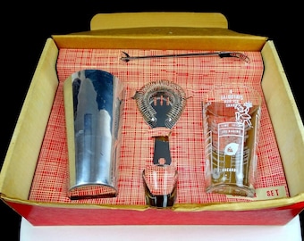 Perfect Host Professional 5 Pc Glass & Metal Vintage Bar Set Original Box 1950-