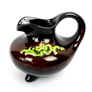 Peters & Reed Pottery 508 Raised Sprig Motif 3 Toed 5 1/8" Squat Pitcher 1899-