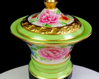 Tarro de porcelana antiguo de 14 cm con tapa, de Osborne Studios, verde y dorado, década de 1920