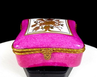 Vtb French Porcelain Pink And Gilt 3 1/2&quot; Hinged Trinket Dresser Box