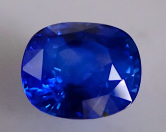 GIA 18ct Unheated Intense Blue Sapphire Gem