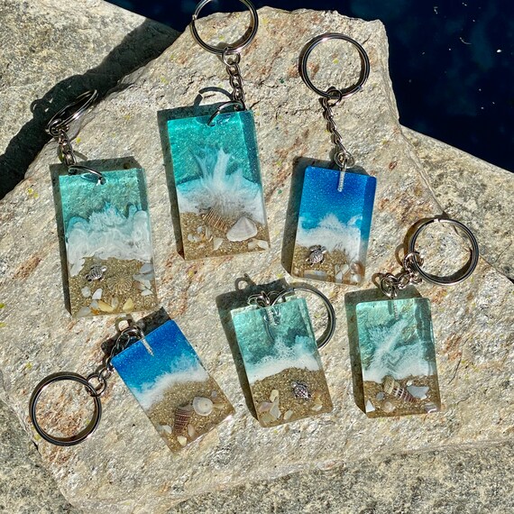 HandMade Resin Seascape Key Chain charms 2 3/8″ diameter Created with Real  drift wood,sand,shells,starfish.Keychain charm ,keyring,keychain -  JessieJadesCustoms