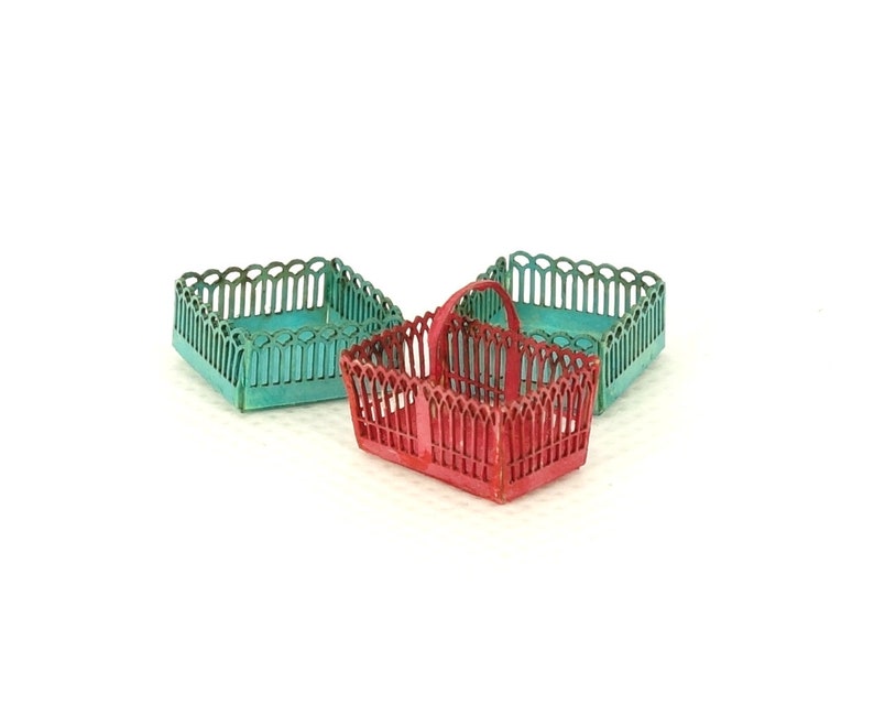 1:24 scale miniature dollhouse wire baskets kit image 1