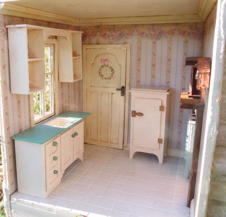 1 24 miniature dollhouse furniture Outlet