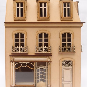 1:24 scale miniature dollhouse kit 'Chantilly Store' for collectors image 1