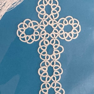 Shuttle Tatted Cross