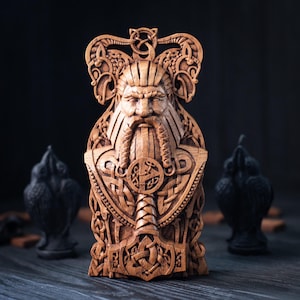 Thor, home altar, idol, deiti, god, pagan, asatru, viking, norse, scandinavian, statue, ritual, protector, amulet