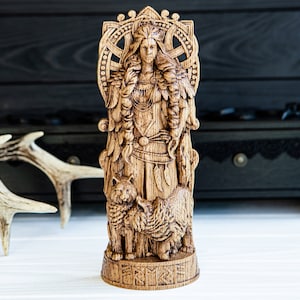 Freyja statue – Viking Yule gift of Freyja goddess. Wood Freya wall art wall hung sculpture – Norse statue for North mythology Freya altar
