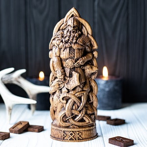 Thor, Thor god, Norse pantheon, viking pagan asatru heathen god and goddess Scandinavian gods altar mythology