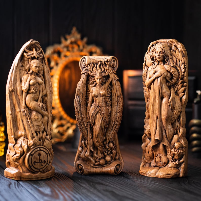 Lilith, Inanna, Ishtar, Astarothn Sumerian Wiccan Goddess of Feminine Wisdom pagan goddes wicca altar witches image 6
