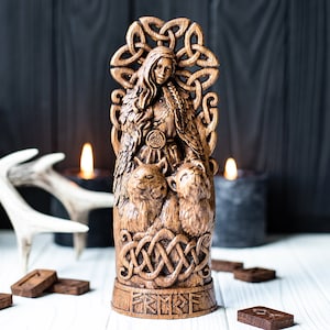 Freya statue – goddess of Seidr magic, volva of Midgard in Asatru altar traditions Freyja statue as part of Scandinavian gods Norse paganism