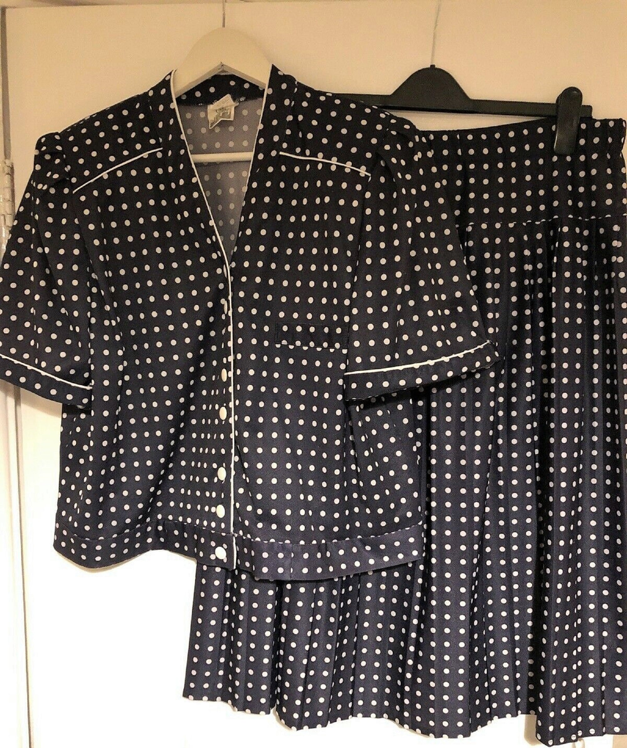 1940s button down dress