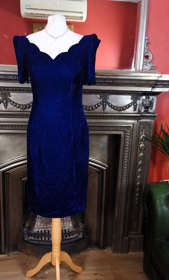 Blue Dress  Velvet Dress  Blue Velvet Dress  Wigg… - image 4