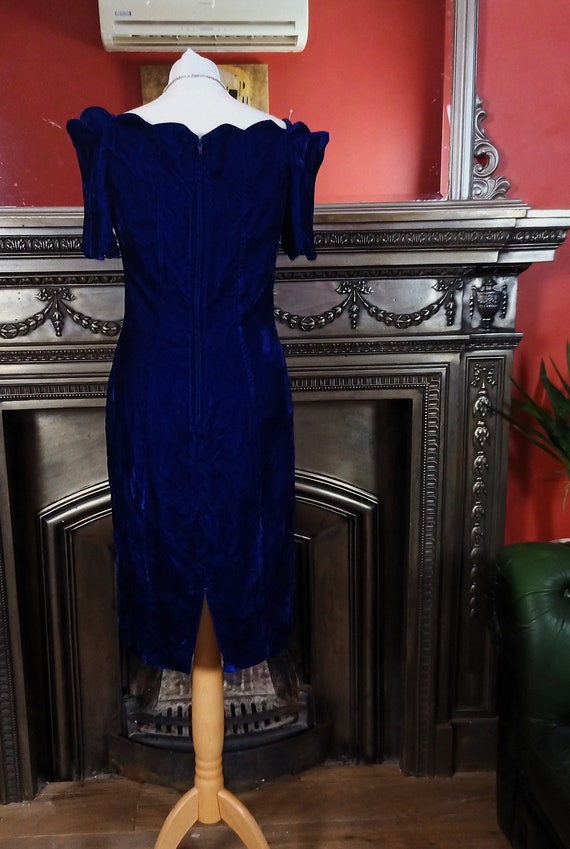 Blue Dress  Velvet Dress  Blue Velvet Dress  Wigg… - image 7