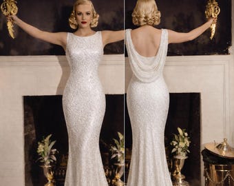 Vintage Perlen Cowl Back Brautkleid: Schräg geschnittenes Pailletten-Brautkleid